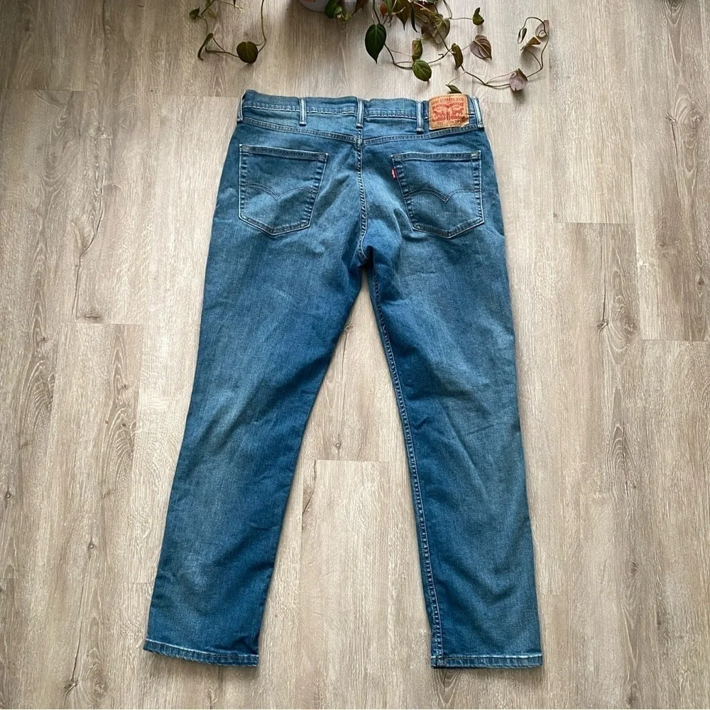 Levi's 511 Medium Wash Slim Fit Denim Jeans Size 38x30